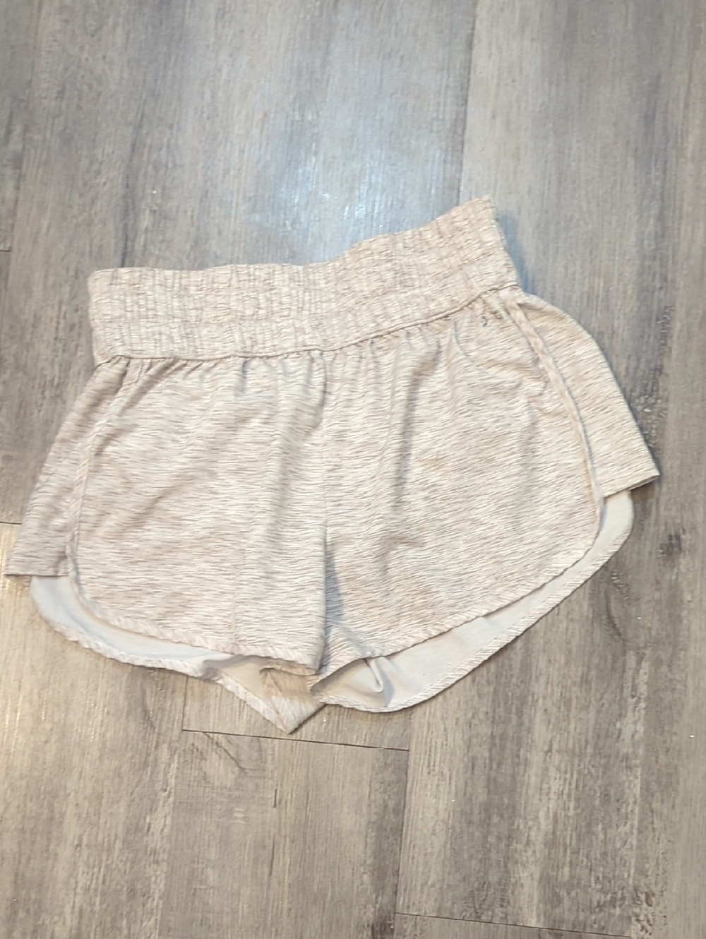 DSG Light Beige Heathered Women's Athletic Shorts